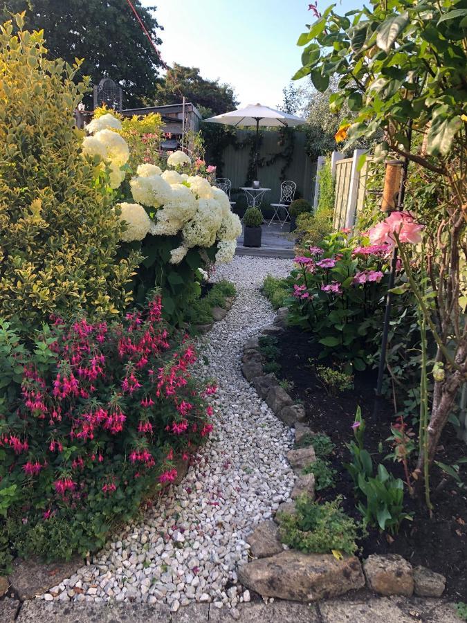 Cottage In The Heart Of Montacute Dış mekan fotoğraf